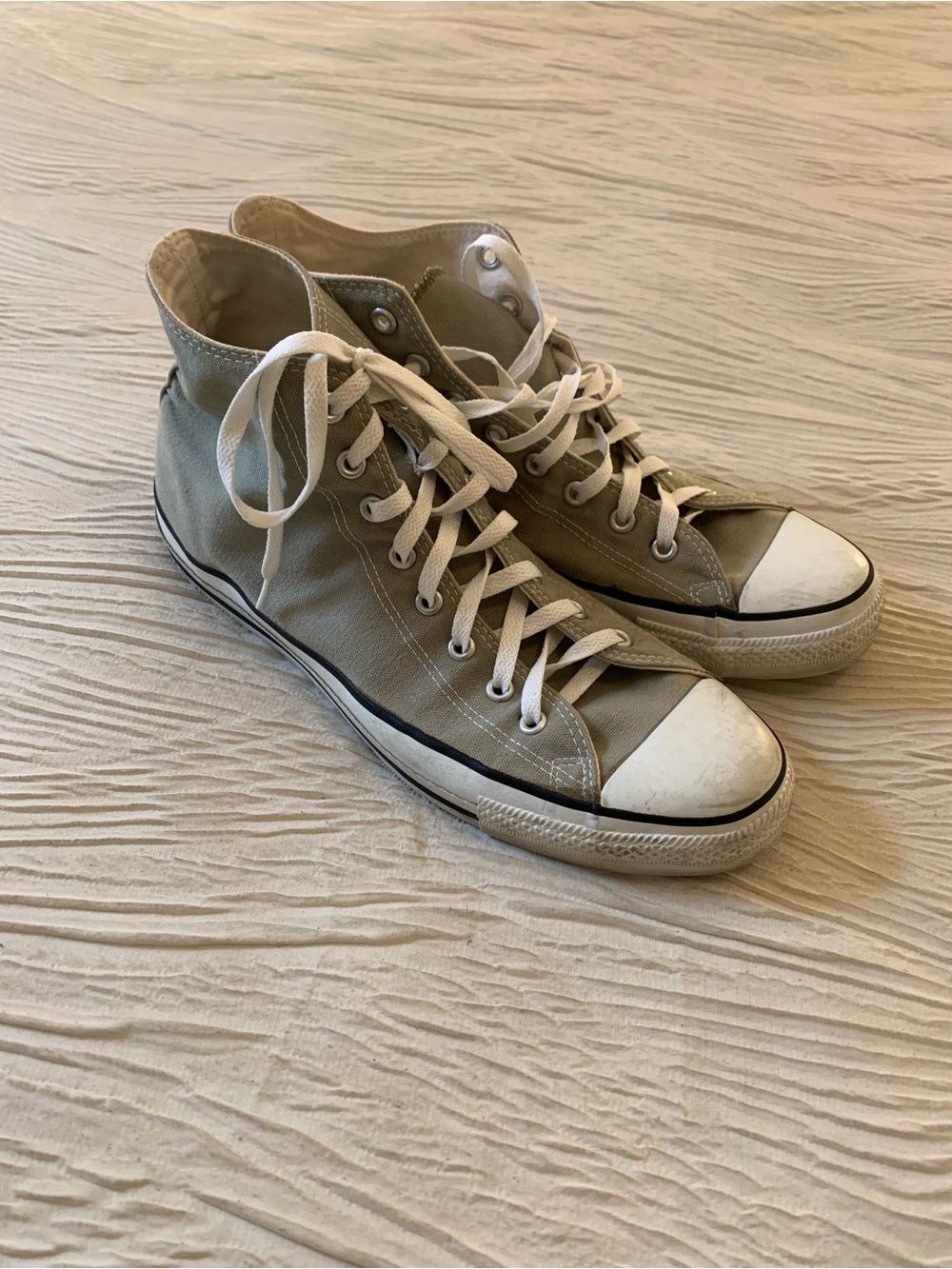 Vintage 90s/Y2K Converse Made in USA Sage Green High Top Sneakers, sz. 12.5